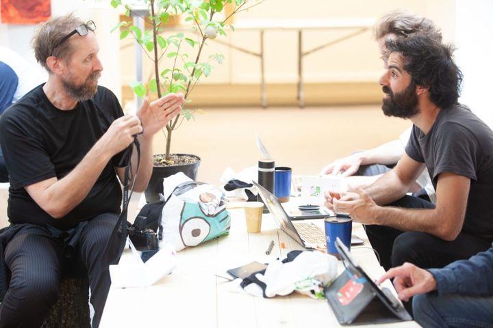 A l'aide pour le Numérique créatif